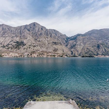 Sea Holiday Muo With Sea And City View Kotor Ngoại thất bức ảnh